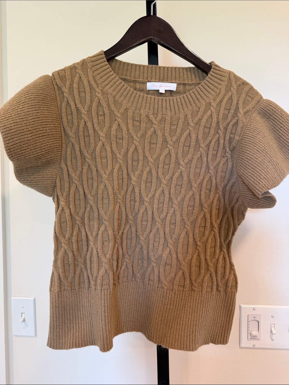 Ces Femme Cable-Knit Puff Sleeve Sweater - Camel/Tan